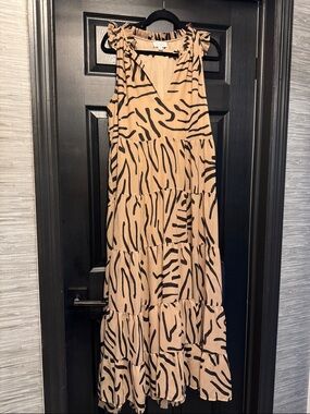 Mud Pie Beige and Black Tiered Maxi Dress